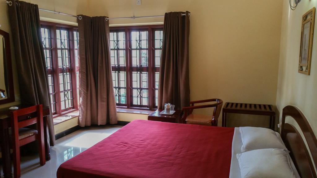River View Guest House - Kavitha Residency Mangalore Ngoại thất bức ảnh